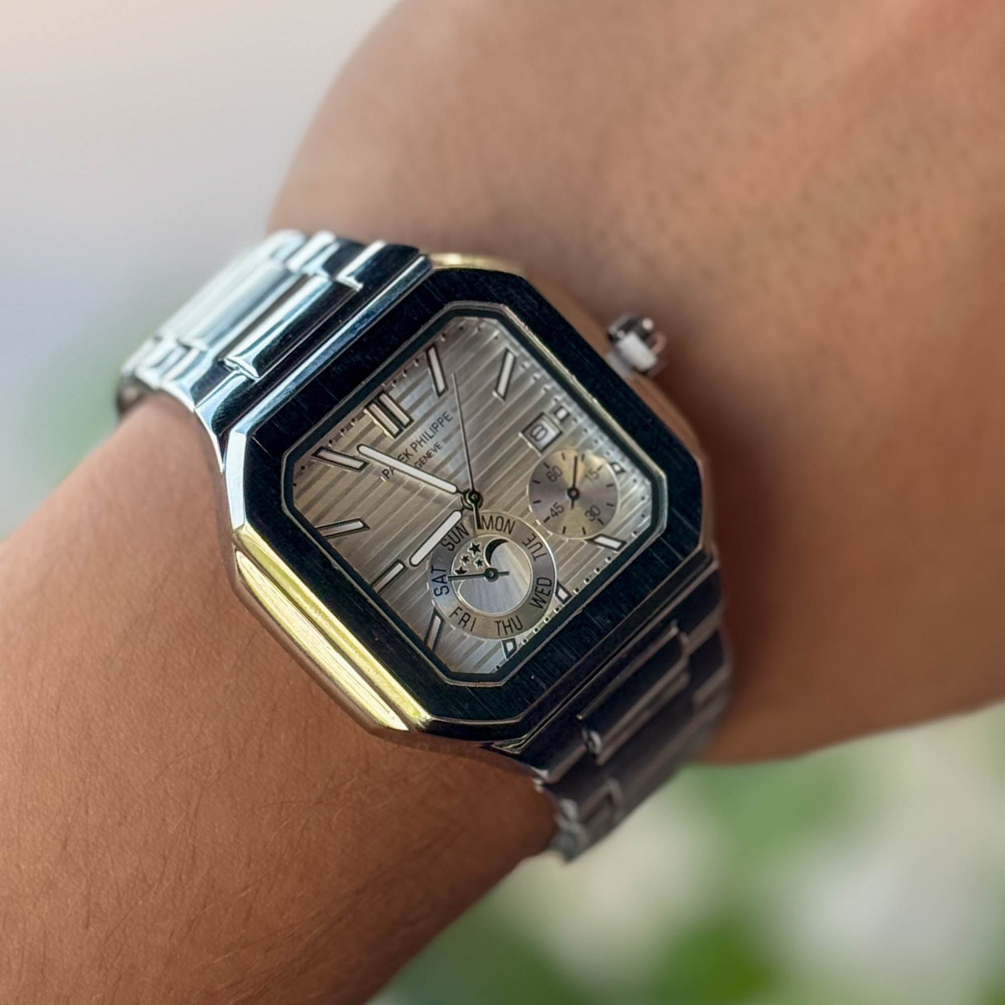 RELOJ P4T3K METALICO PLATEADO X NEGRO  HOMBRE