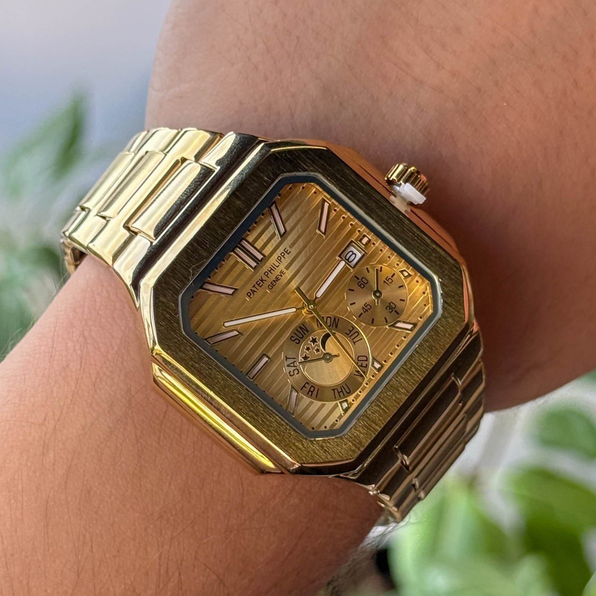 RELOJ P4T3K METALICO DORADO HOMBRE