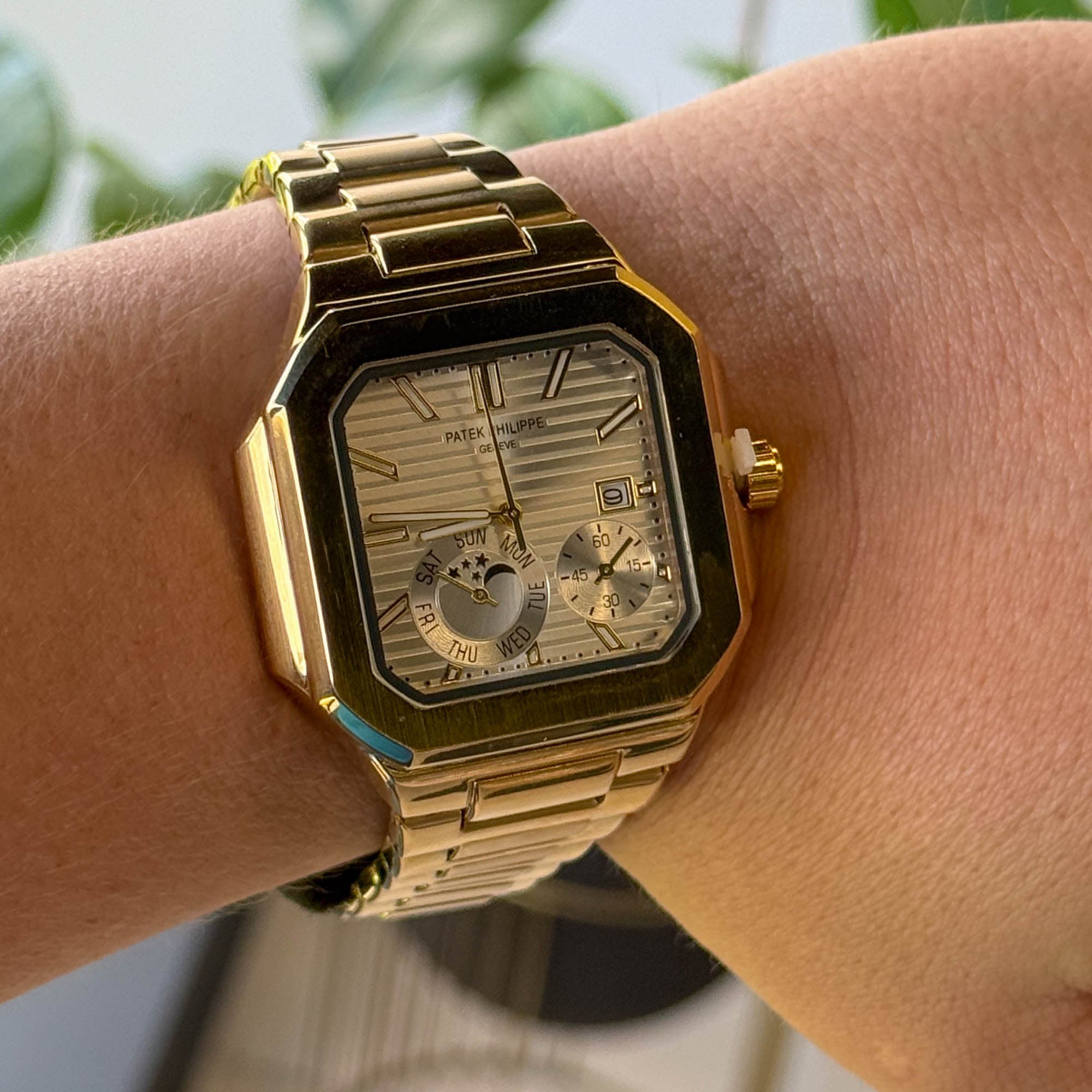 RELOJ P4T3K METALICO DORADO X BLANCO  HOMBRE