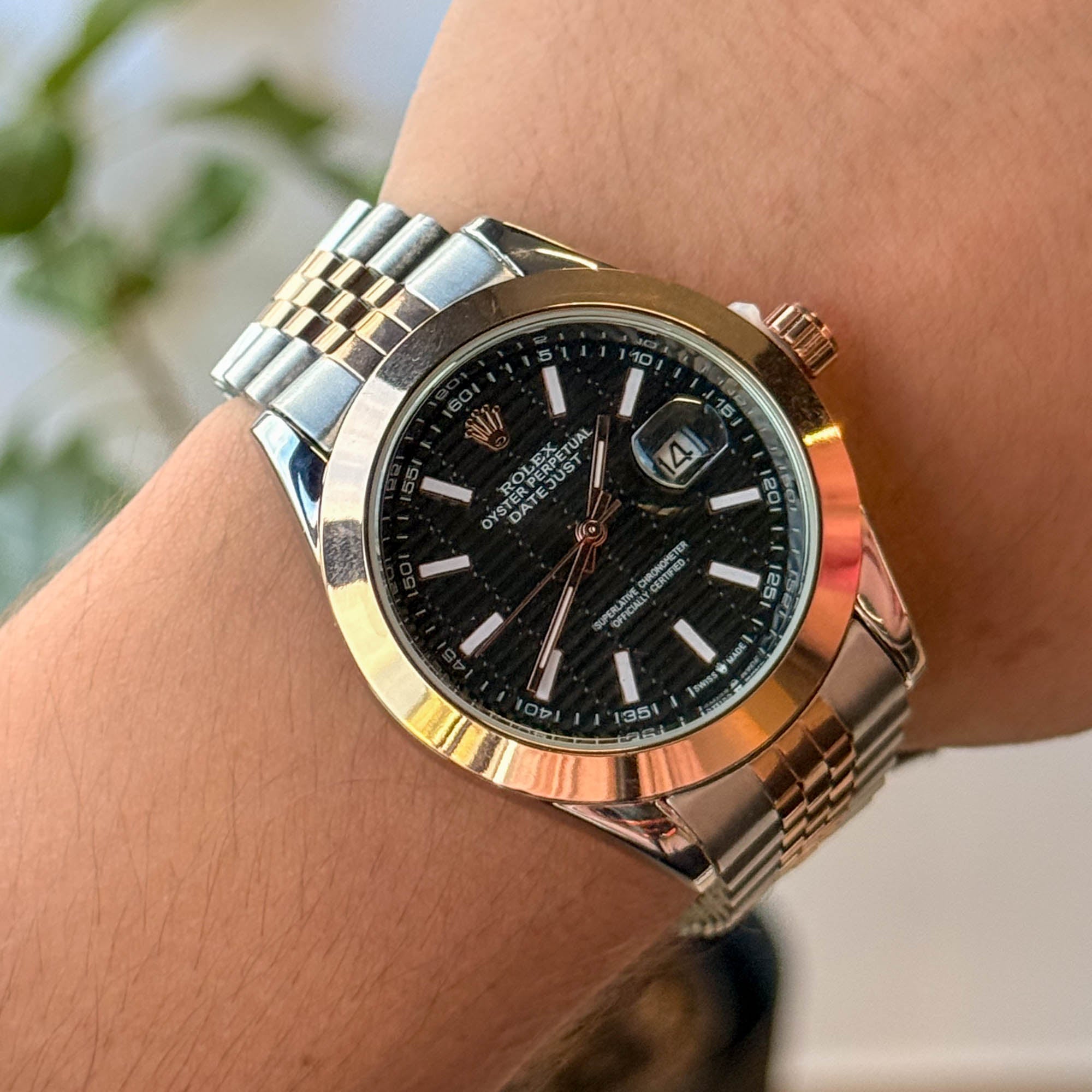 RELOJ R0L3X  METALICO ESTILO 3 BICOLOR FONDO CAFE HOMBRE