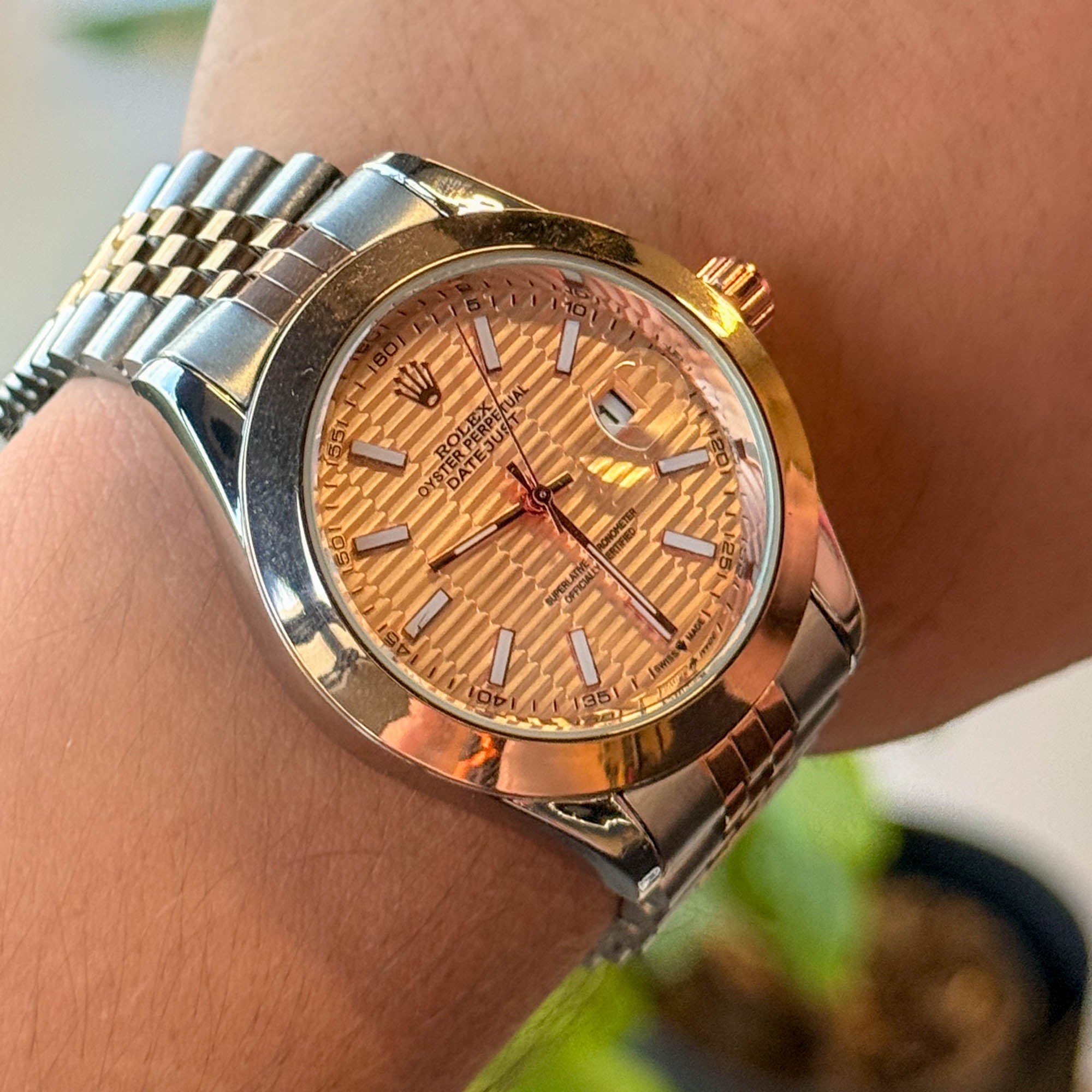 RELOJ R0L3X  METALICO ESTILO 3 BICOLOR FONDO ROSA  HOMBRE