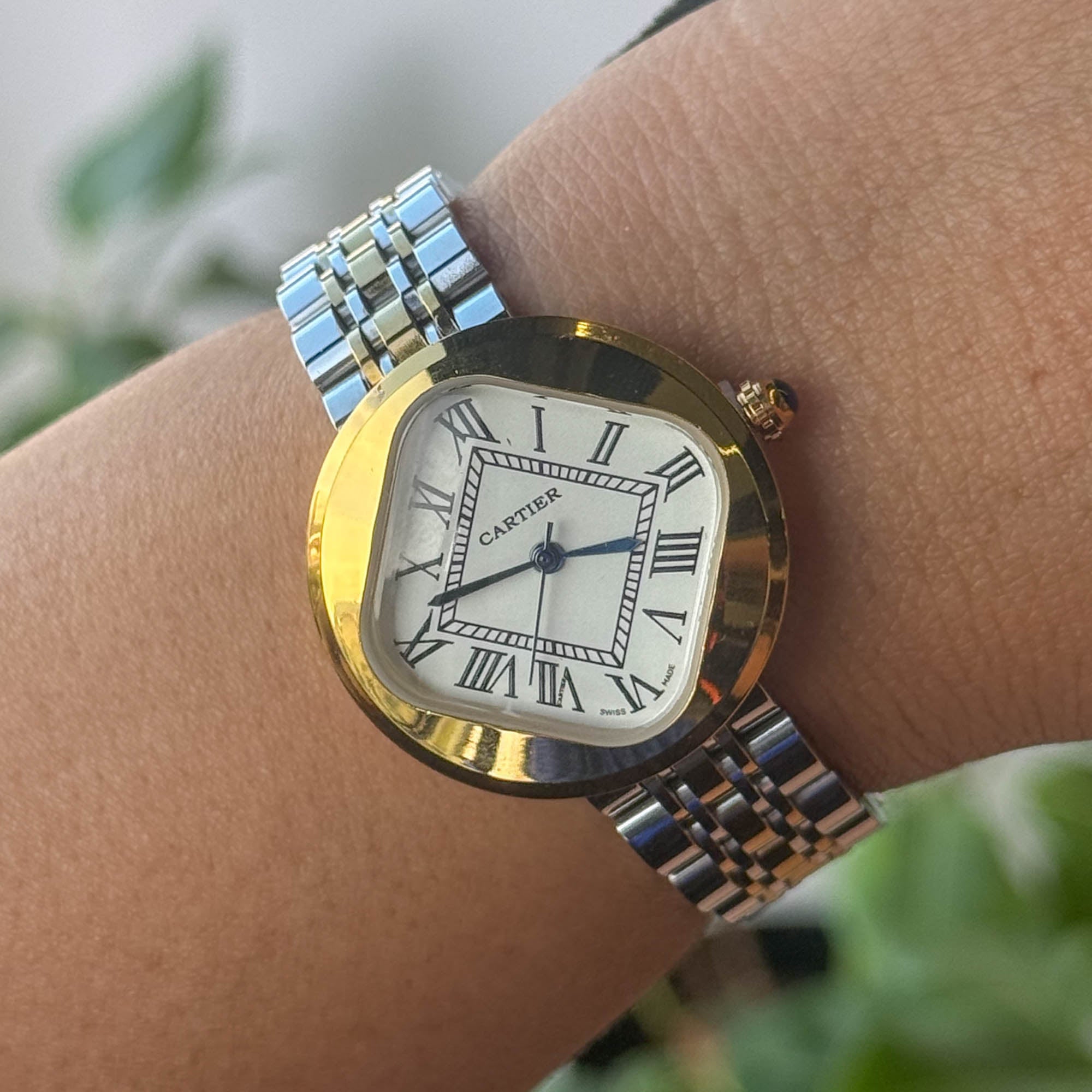 RELOJ CART13R   METALICO BICOLOR DORADO DAMA