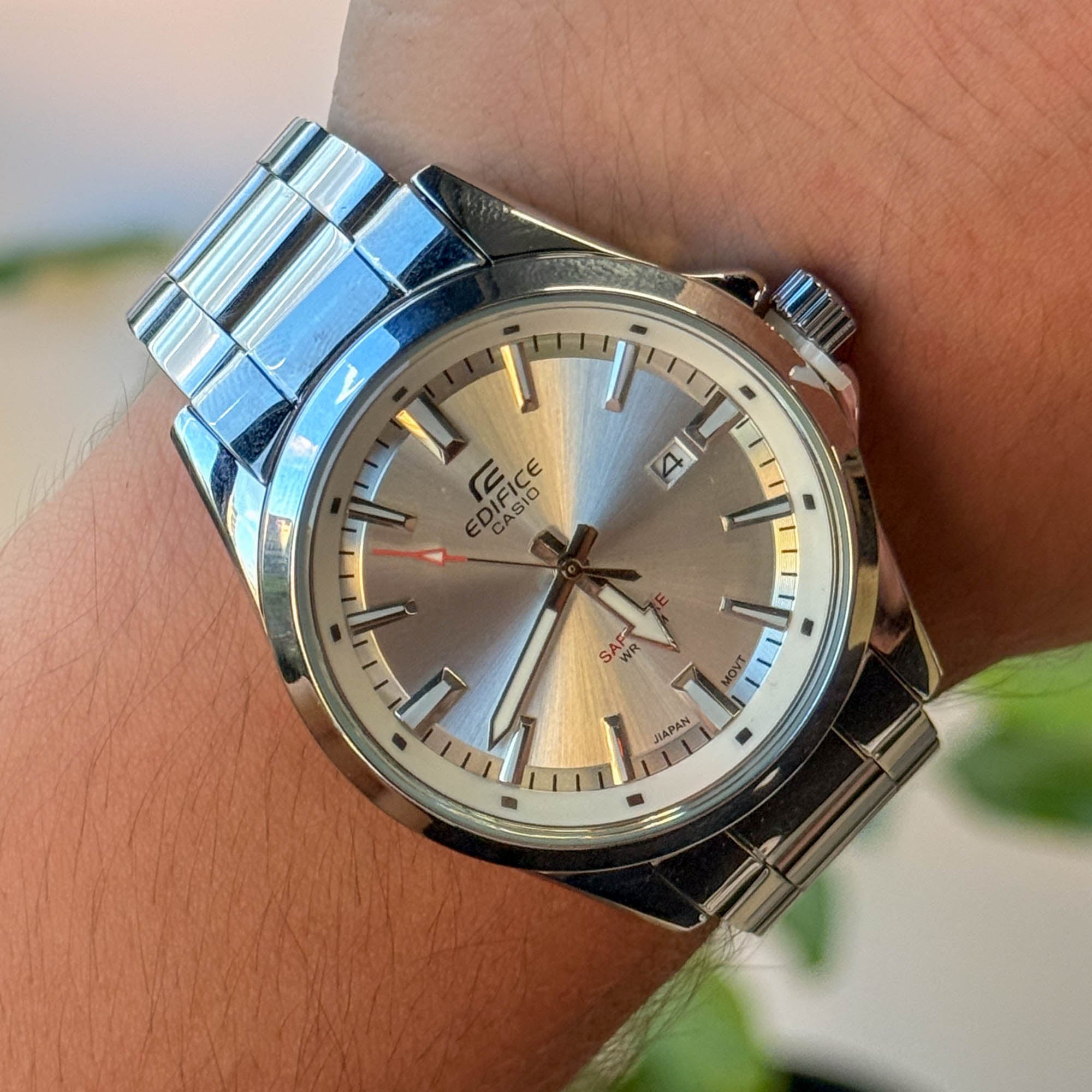 RELOJ CAS10 ED1F1C3 PLATEADO FONDO BLANCO HOMBRE