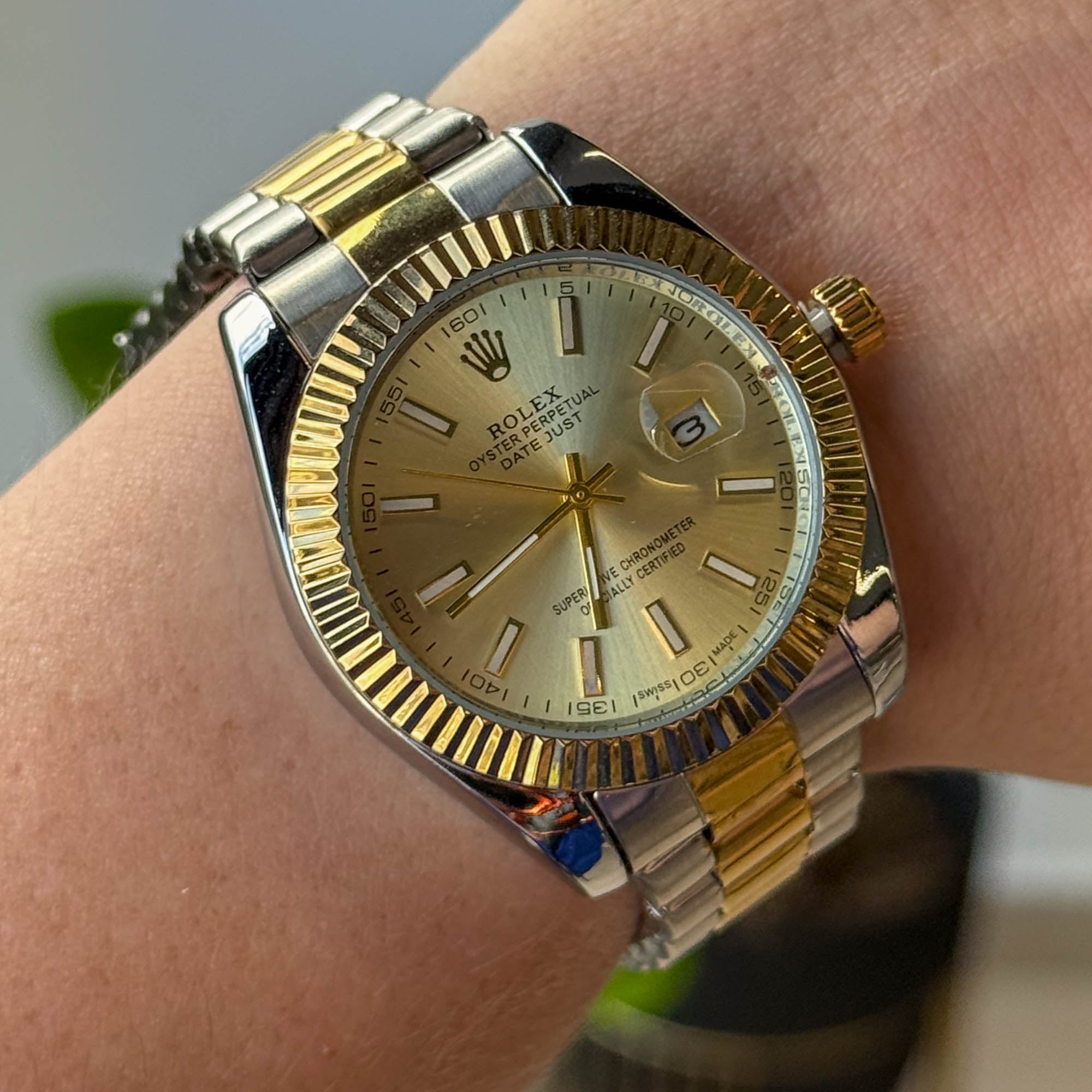 RELOJ R0L3X BICOLOR FONDO DORADO HOMBRE