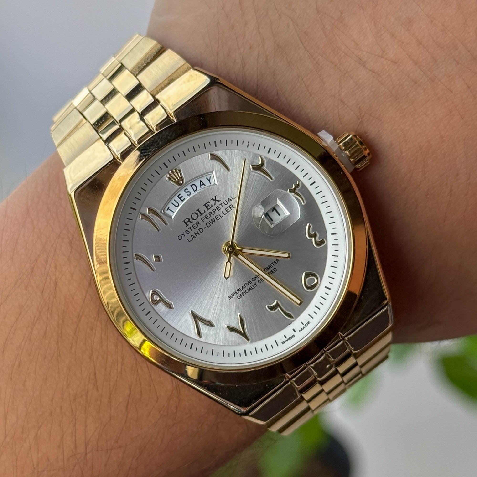 RELOJ R0L3X DORADO FONDO BLANCO  HOMBRE