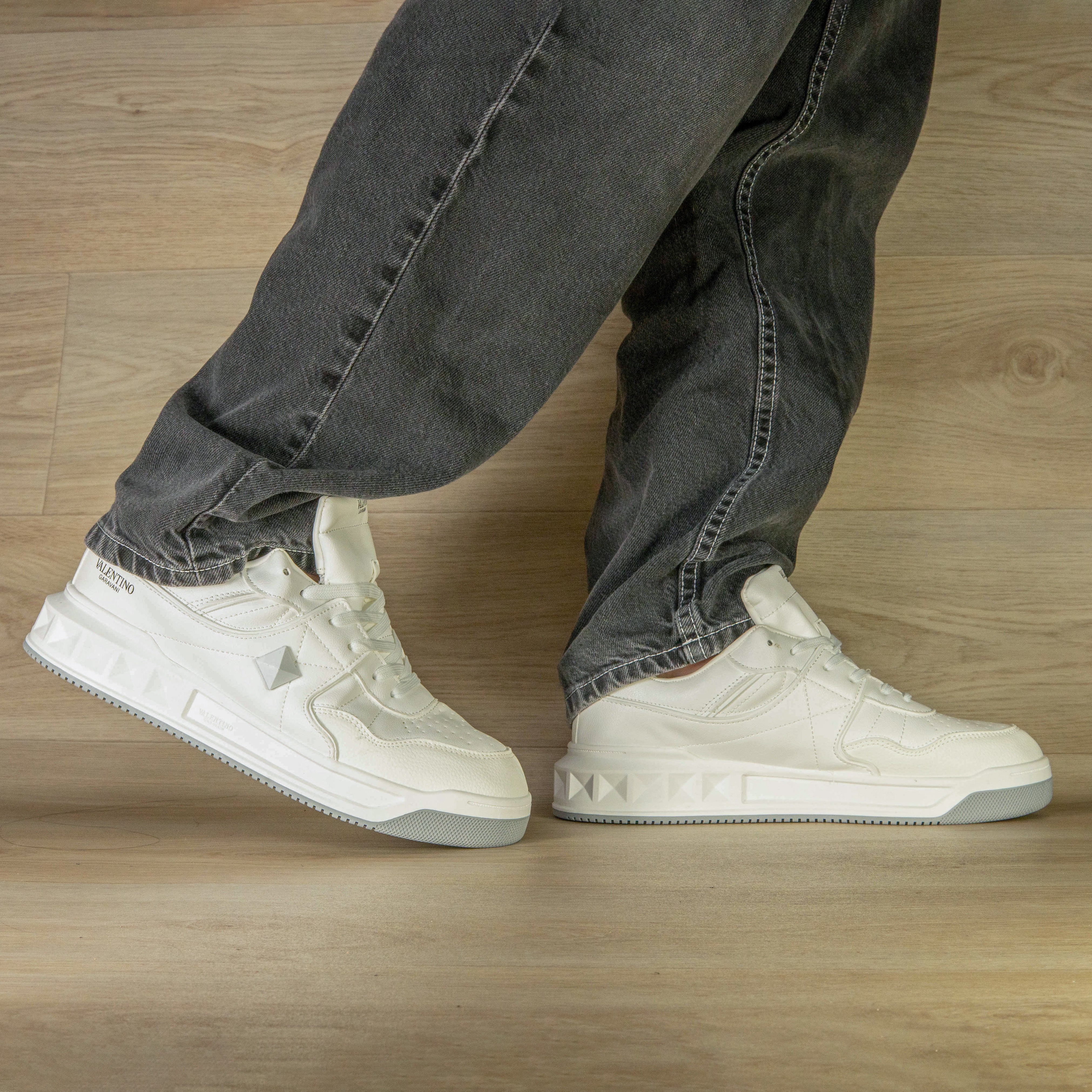 V4L3NT1NO GAR4VANI CUERO HOMBRE  BLANCO  X GRIS