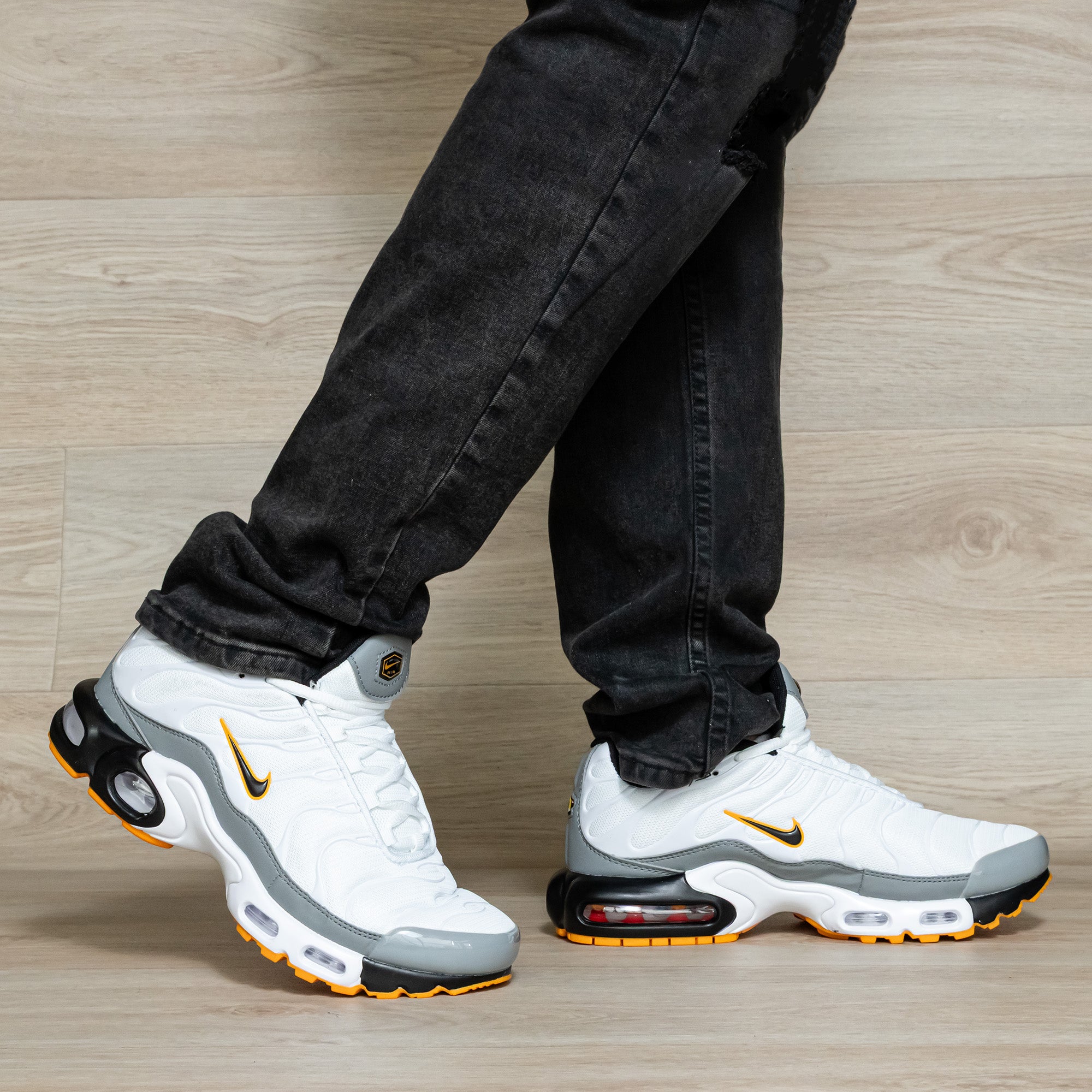 Tn