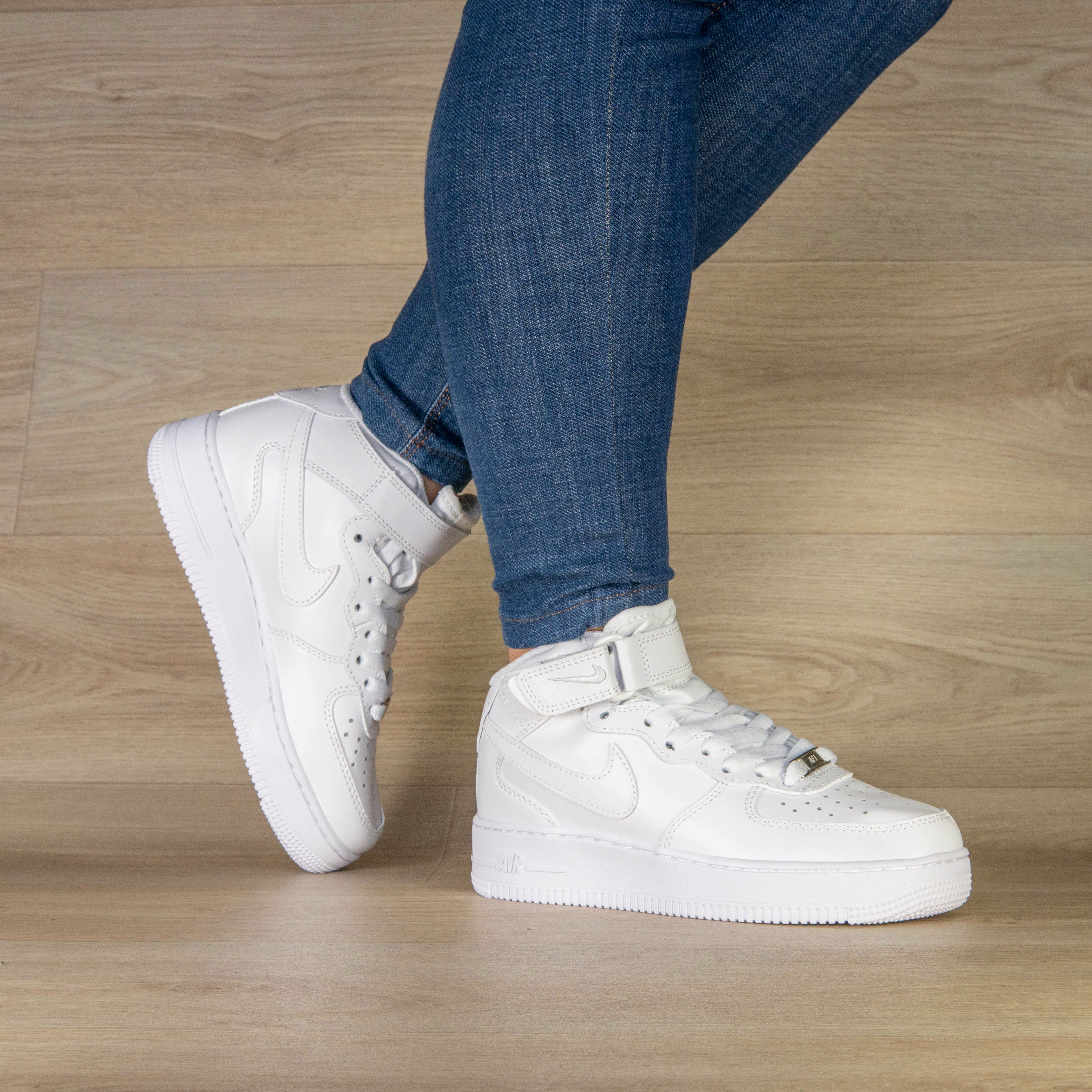 N1K3 FOR ONE 2 BOTA DAMA BLANCO CUERO
