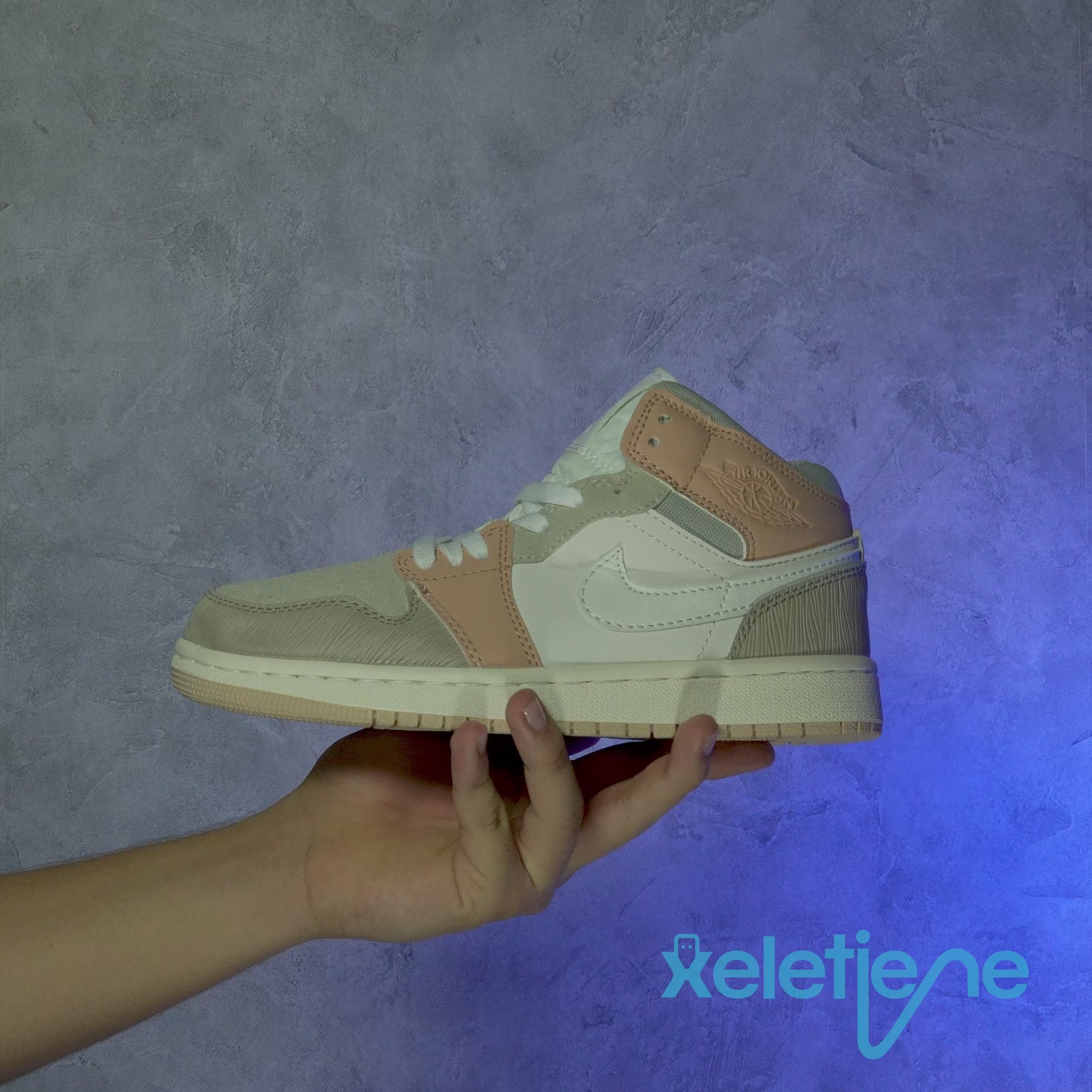 N1K3 BOTA MIAMI CUERO BEIGE X PALO DE ROSA DAMA